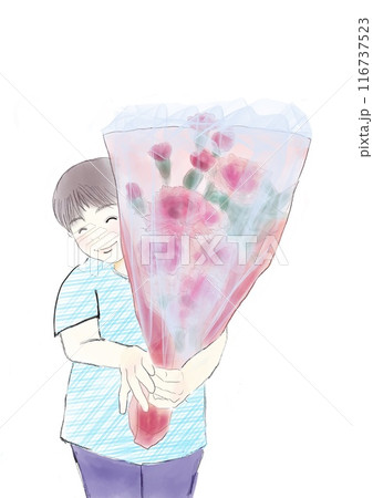 花束を持っている笑顔の男児 116737523