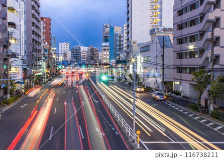 明治通りの夜 116738211