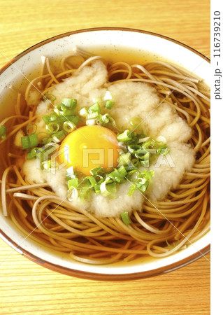 月見とろろ蕎麦を俯瞰で撮影 116739210
