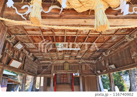 大分県日田市の鏡坂公園そばにある上野天満宮拝殿 116740902