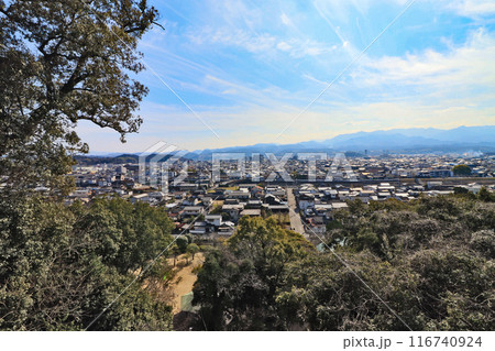 大分県日田市の観光スポット城跡にある月隈公園から市街地展望 大分県日田市の観光スポット城跡にある月隈公園から市街地展望 116740924
