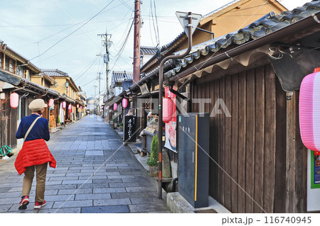 大分県日田市の人気観光スポット豆田町の御幸通り 大分県日田市の人気観光スポット豆田町の御幸通り 116740945