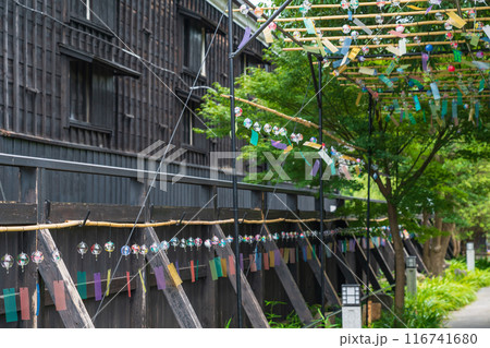 夏の半六庭園、風鈴かざり〈愛知県半田市〉 116741680