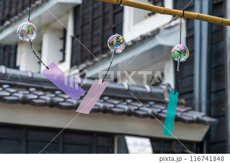 夏の半六庭園、風鈴かざり〈愛知県半田市〉 116741848