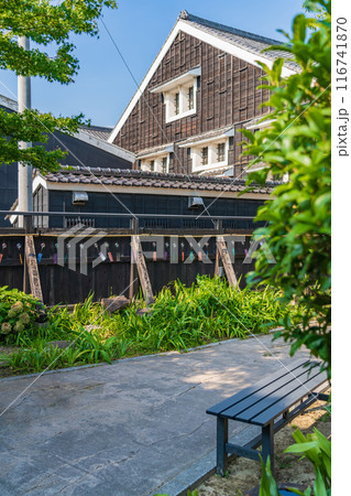 夏の半六庭園、風鈴かざり〈愛知県半田市〉 116741870