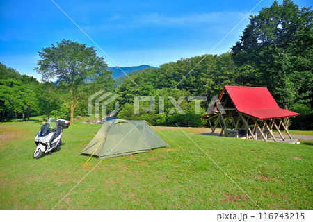 東北・タイマグラ・オートバイとテント、キャンプツーリングのイメージ・岩手県宮古市(1) 116743215