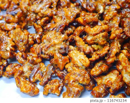 キャラメルナッツ　クルミ　胡桃 116743234