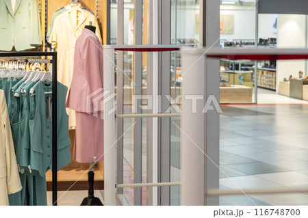 Scanner entrance gate for prevent theft in clothing store Scanner entrance gate for prevent theft in clothing store 116748700