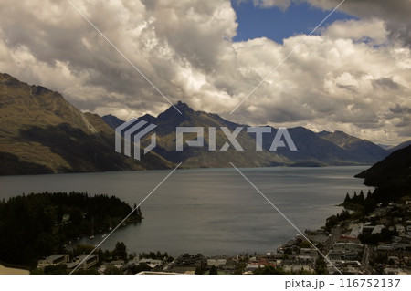 Photo of Lake Wakatipu and The Remarkables in Queenstown New Zealand 116752137