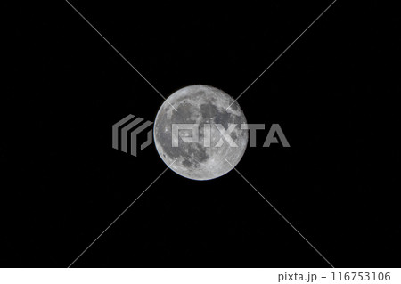 夜空に浮かぶ月 夜空に浮かぶ月 116753106