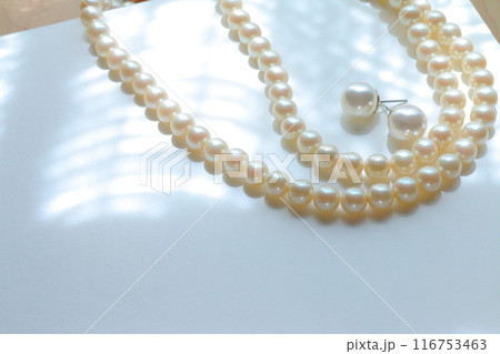 白く美しいジュエリーパールのネックレス 素材　画像 116753463