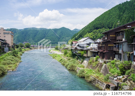 【郡上八幡・吉田川】宮ヶ瀬橋からの眺め 116754796
