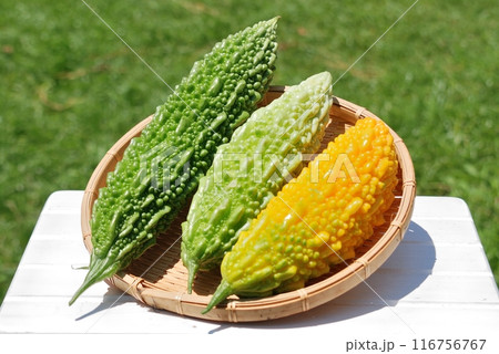 ゴーヤの色の変化 116756767