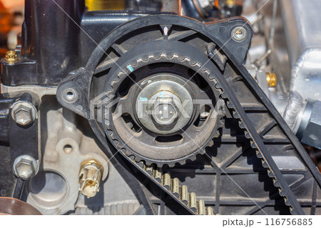 Timing belt and camshaft sprocket of engine car. Timing belt and camshaft sprocket of engine car. 116756885