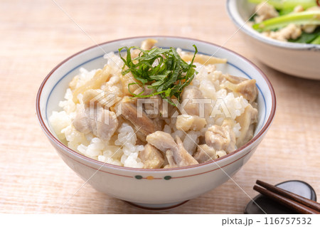 塩こうじ漬け鶏の炊き込みご飯 116757532