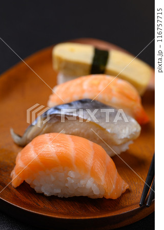 Nigiri sushi salmon, mackerel, shrimp and sweet egg (tamago)  116757715