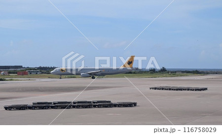 飛行機 飛行機 116758029