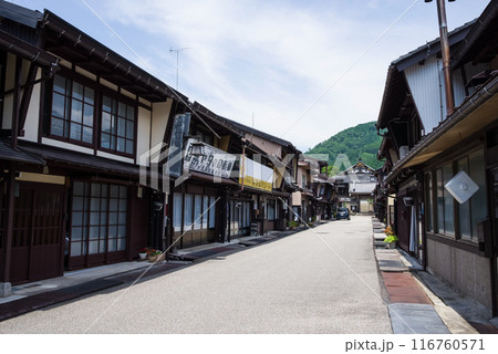 【郡上八幡】古い町並み（岐阜県郡上市・重要伝統的建造物群保存地区） 116760571
