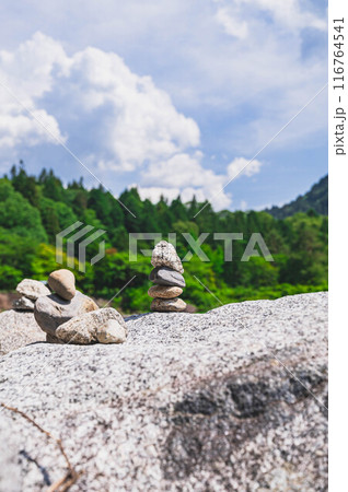 寝覚の床　岩の上のケルン 116764541