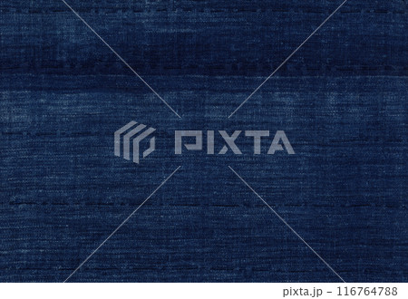 時代がある藍染め、紺藍色・藍錆色の生地 116764788