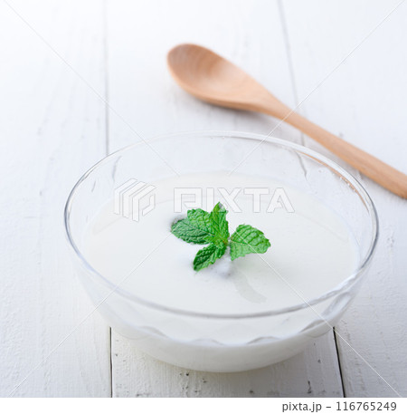 ヨーグルト 116765249