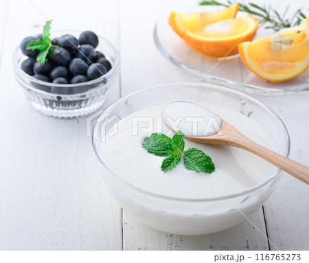 ヨーグルト 116765273