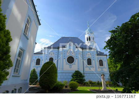 中央ヨーロッパのスロヴァキア ブラチスラヴァの青の教会(ブルーチャーチ)と呼ばれる聖アルジュベタ教会 中央ヨーロッパのスロヴァキア ブラチスラヴァの青の教会(ブルーチャーチ)と呼ばれる聖アルジュベタ教会 116771167