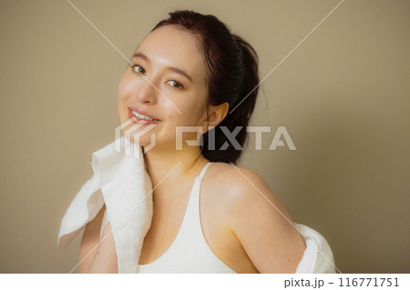 ホットヨガイメージ ホットヨガイメージ 116771751