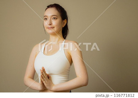 ホットヨガイメージ　 116771812