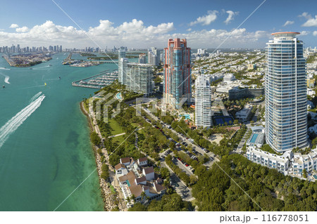 Miami Beach city American southern architecture. South Beach high luxurious hotels and apartment buildings. Tourist infrastructure in southern Florida, USA 116778051