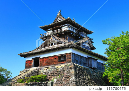 【福井県】快晴の丸岡城（現存12天守） 116780476