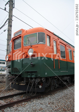 しなの鉄道坂城駅に保存される旧国鉄169系電車 116781602