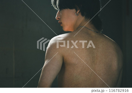 オトコのカラダ 116782916