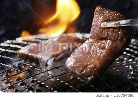 焼肉イメージ 網焼き 焼肉イメージ 網焼き 116784086