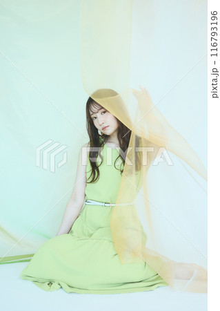 夏の女性ポートレート 夏の女性ポートレート 116793196