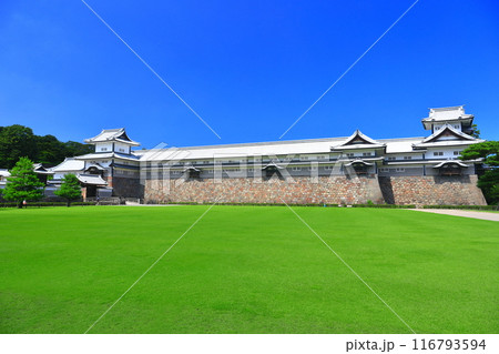 【石川県】快晴の金沢城（五十間長屋） 116793594