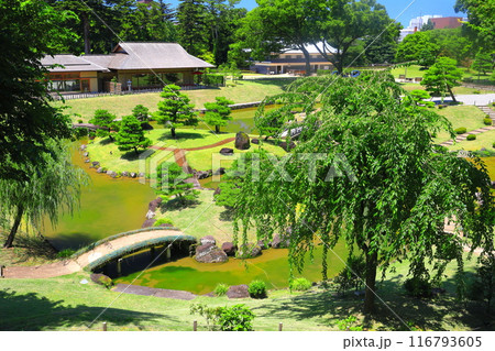 【石川県】晴天下の金沢城　玉泉院丸庭園 116793605