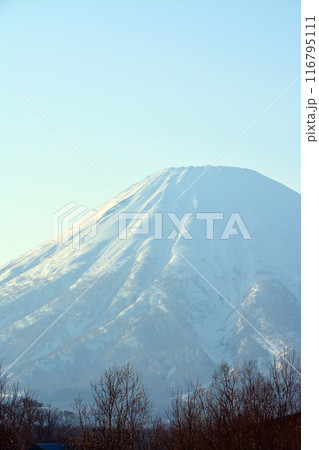 優美・壮大なる蝦夷富士「後志山・後方羊蹄山」 優美・壮大なる蝦夷富士「後志山・後方羊蹄山」 116795111