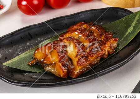 Grilled eel with unagi sauce 116795252