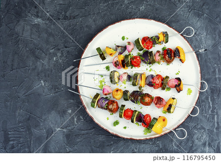 Vegetarian grilling, vegetarian skewers. 116795450