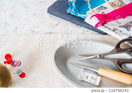 手芸用品と生地 手芸用品と生地 116798243