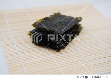 Dried seaweed on a bamboo. Japanese food 116809020