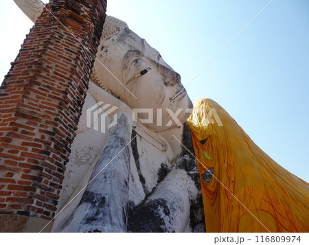 タイで2番目に大きな涅槃仏 ワットクンインタプラムーン アントン・タイ タイで2番目に大きな涅槃仏 ワットクンインタプラムーン アントン・タイ 116809974