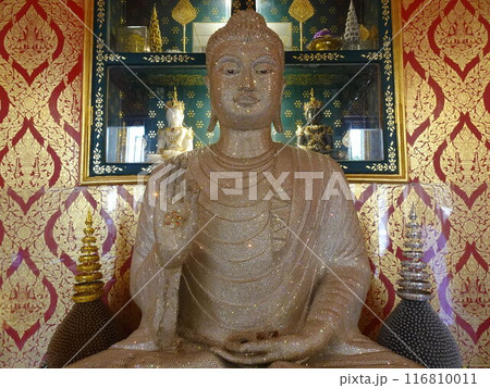 第一級王室寺院のワット プラプッタバート ラーチャウォラマハーウィハーン　サラブリー・タイ 116810011
