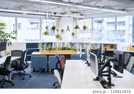 誰もいないオフィス 116812658