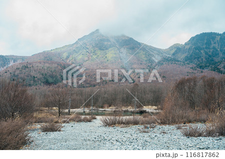 Kamikochi National Park, tashiro pond with Alps mountain, Nagano Prefecture, Japan. Landmark for tourists attraction. Japan Travel, Destination and Vacation concept 116817862