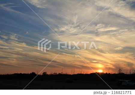 美しい夕焼けの風景 116821771