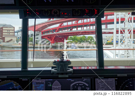 豪華客船ルジャックカルティエのブリッジから見た景色 116822895