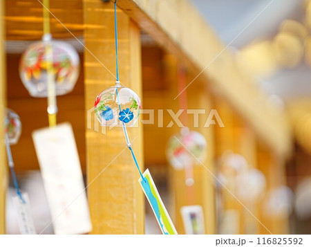 北海道の絶景 夏の美瑛神社 風鈴風景 116825592