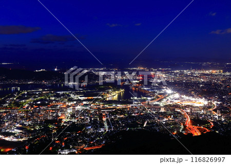 【福岡県】北九州市の夜景（皿倉山展望台） 116826997